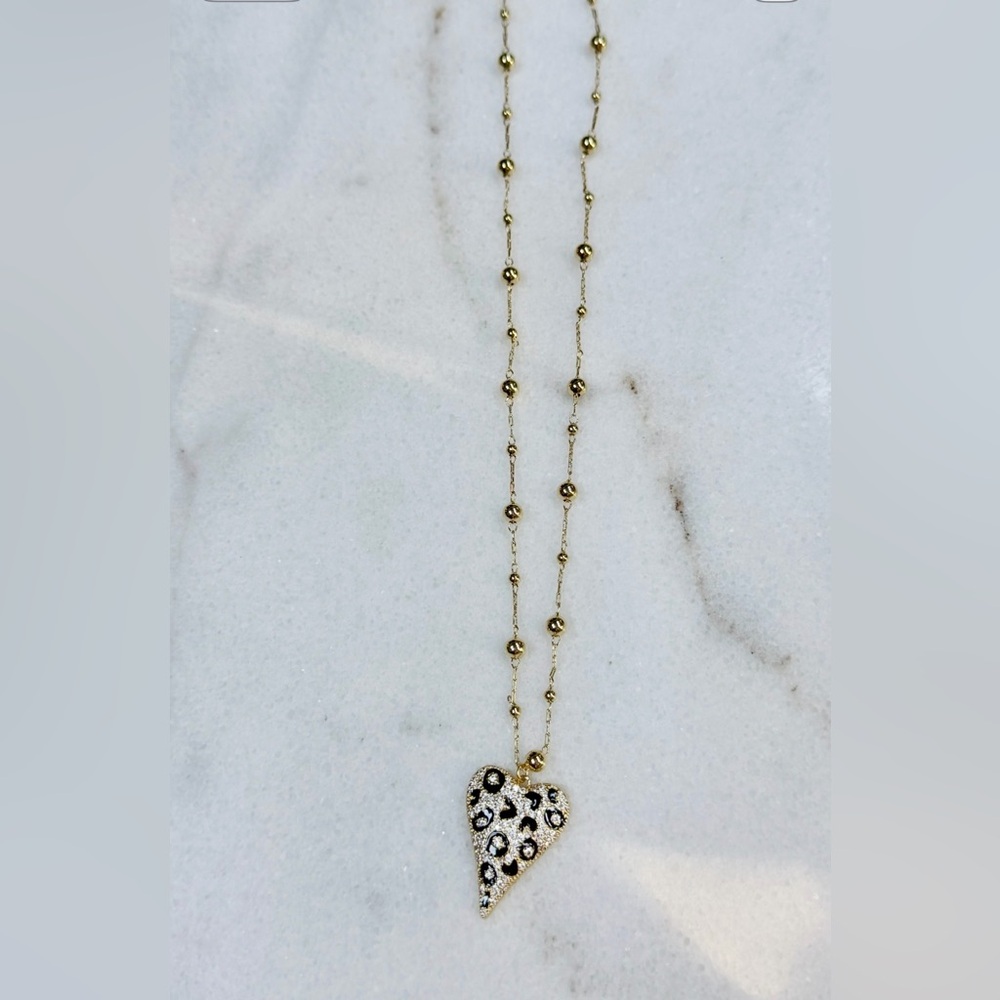 Wild at Heart Necklace - Modern Heart - Picture 4 of 6
